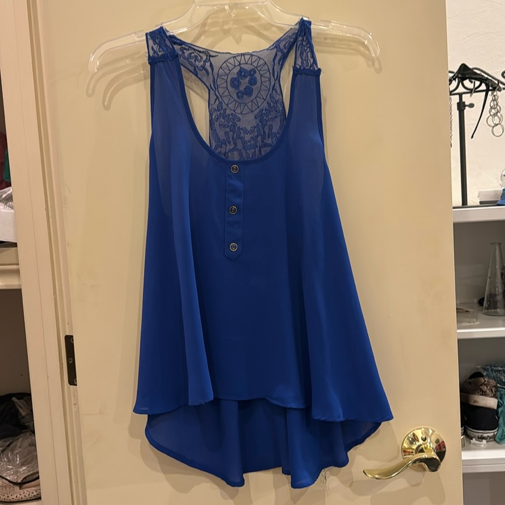 Cute top blouse
